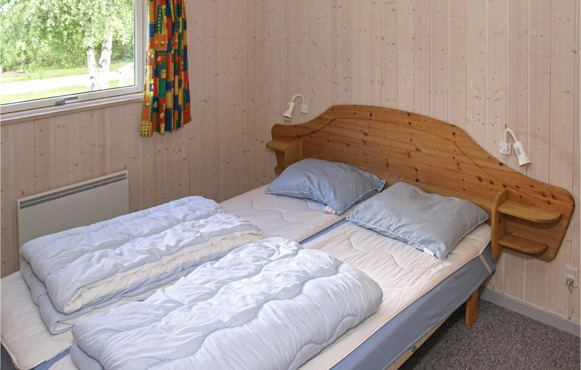 3 Bedroom Cozy Home In Farvang Екстер'єр фото