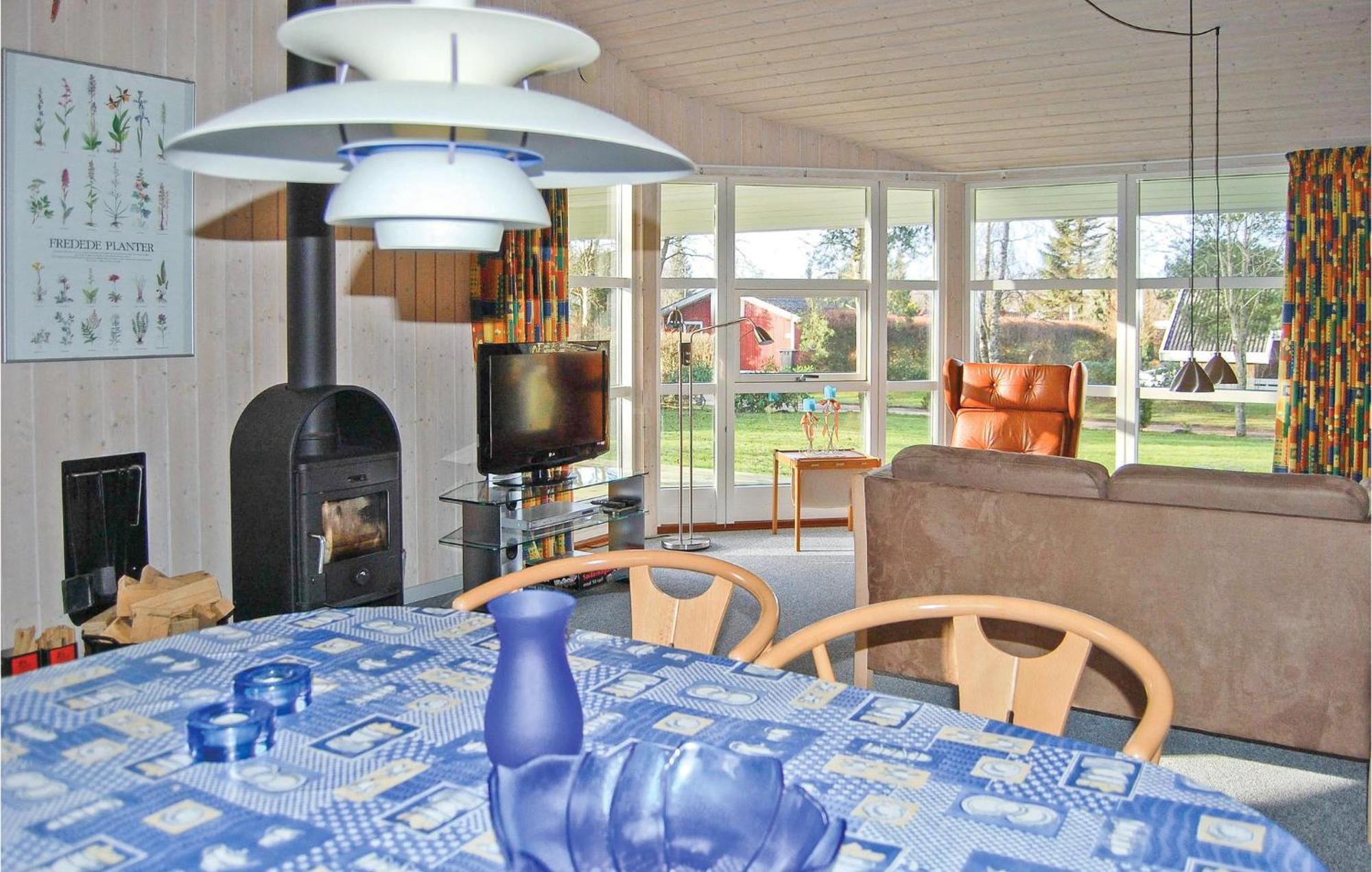 3 Bedroom Cozy Home In Farvang Екстер'єр фото